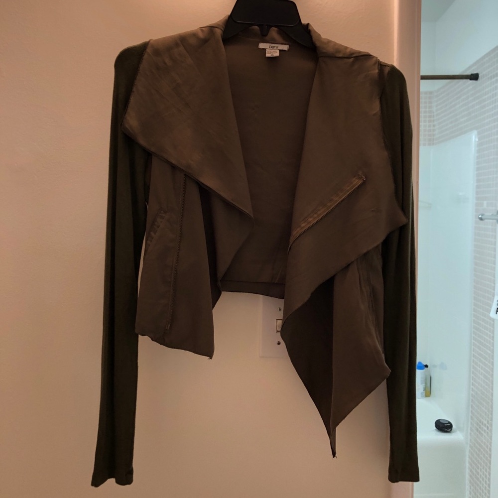 XS Bar III green jacket